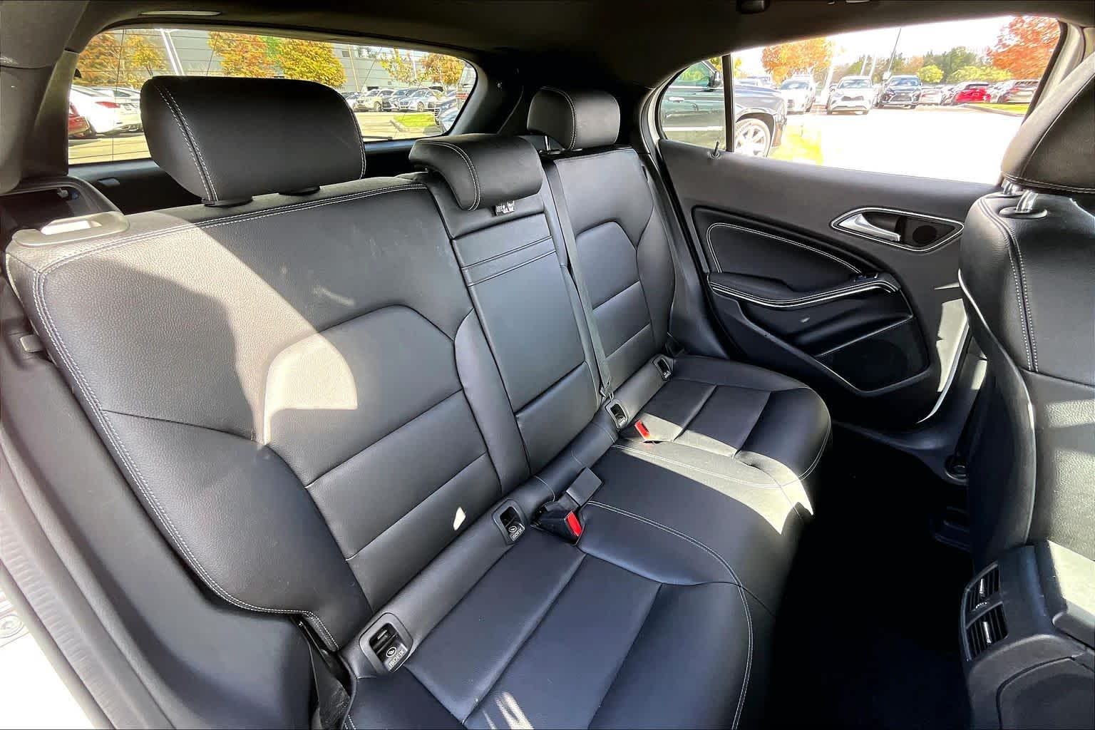 2019 Mercedes-Benz GLA GLA 250 Polar White at AutoNation Ford Gulf Fwy