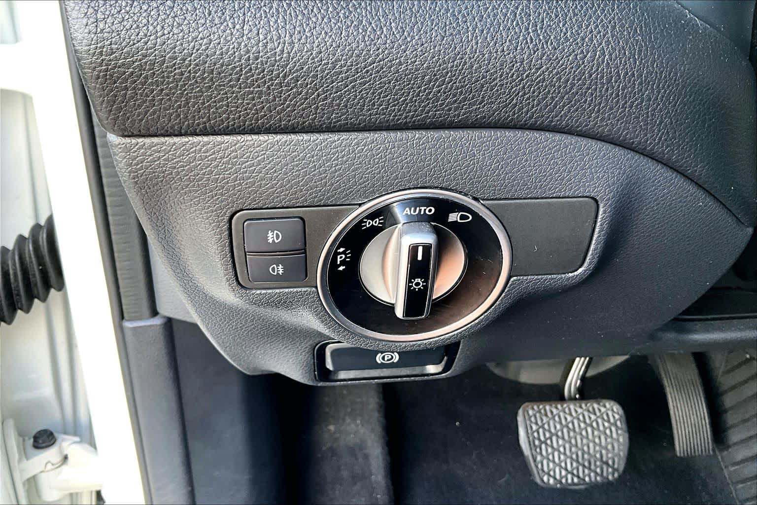 2019 Mercedes-Benz GLA GLA 250 Polar White at AutoNation Ford Gulf Fwy