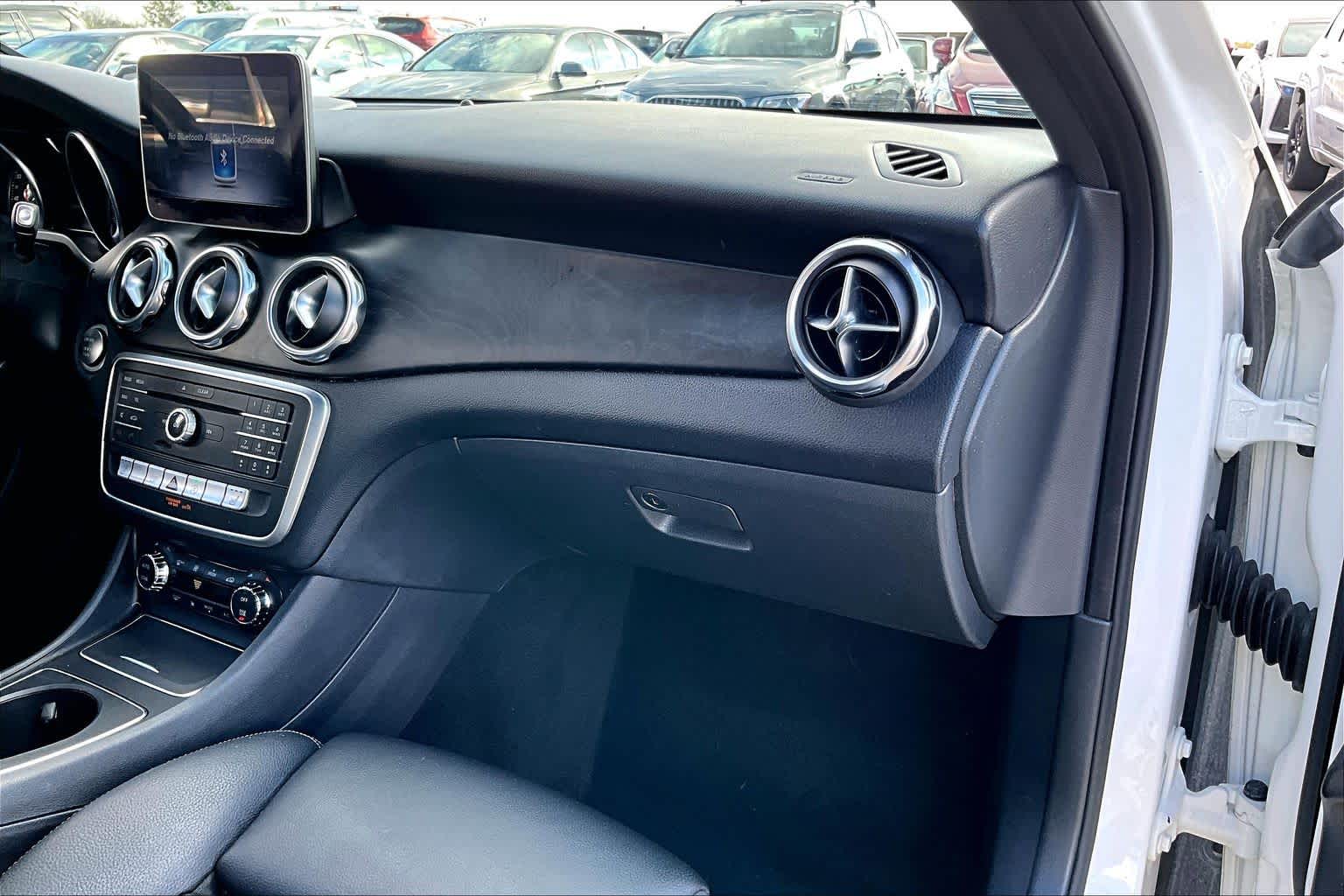 2019 Mercedes-Benz GLA GLA 250 Polar White at AutoNation Ford Gulf Fwy