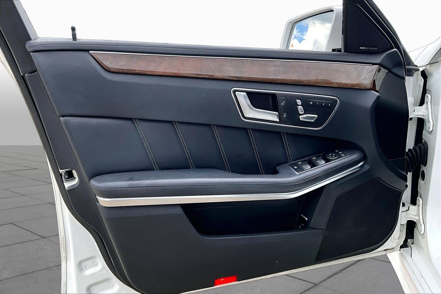 2015 Mercedes-Benz E 400 photo 20 of 35