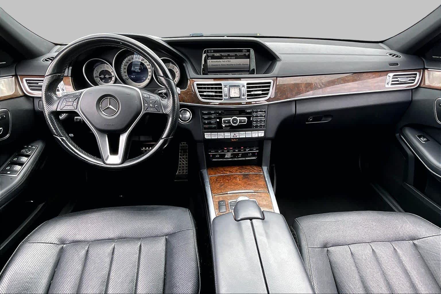 2015 Mercedes-Benz E 400 photo 14 of 35