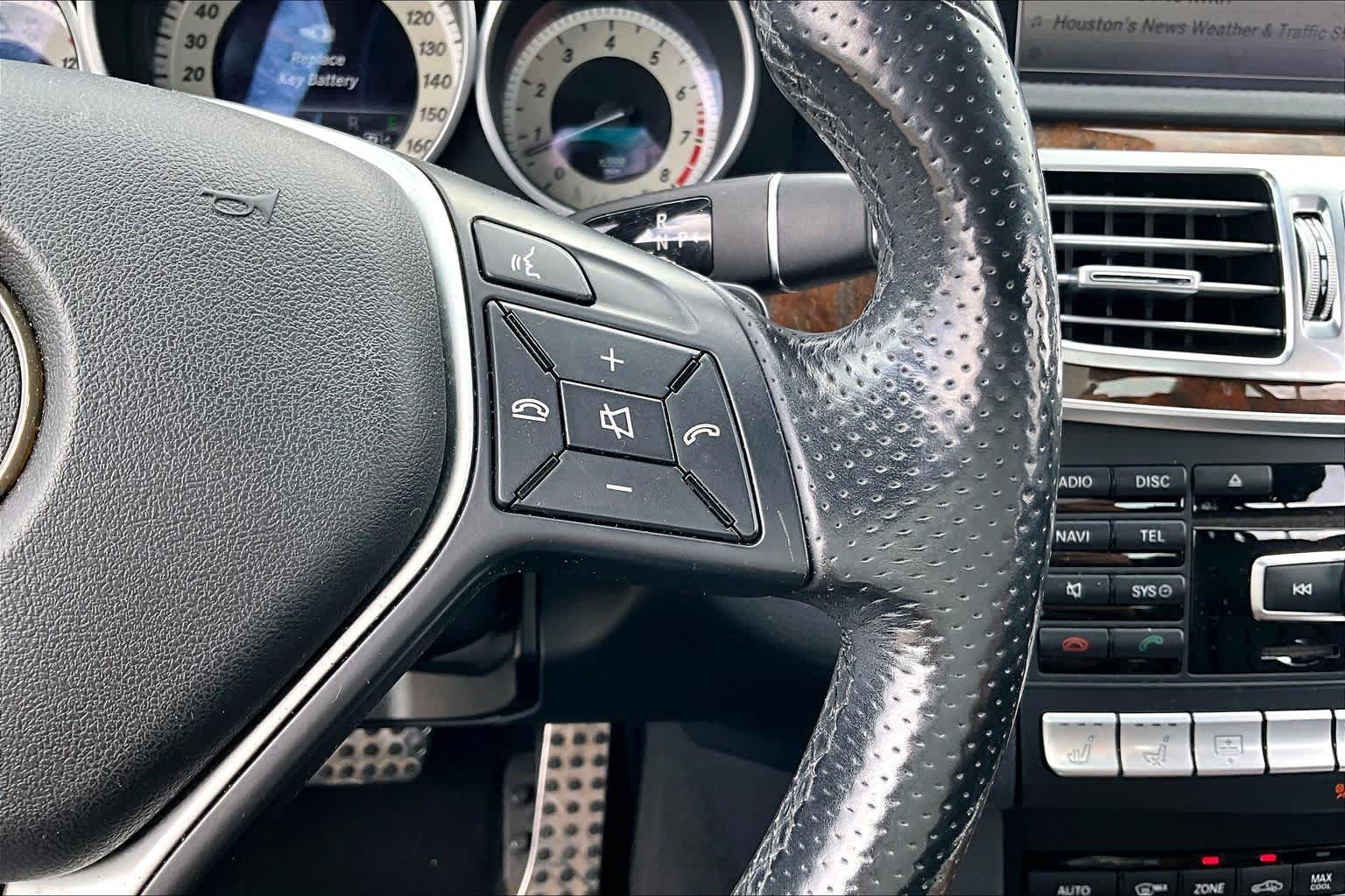 2015 Mercedes-Benz E 400 photo 23 of 35