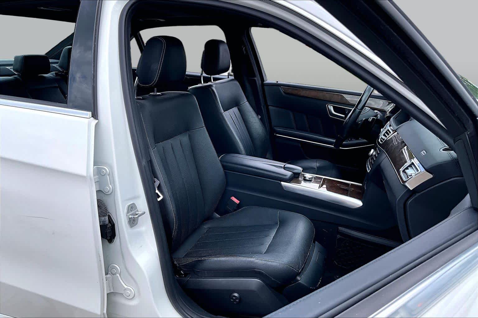 2015 Mercedes-Benz E 400 photo 8 of 35