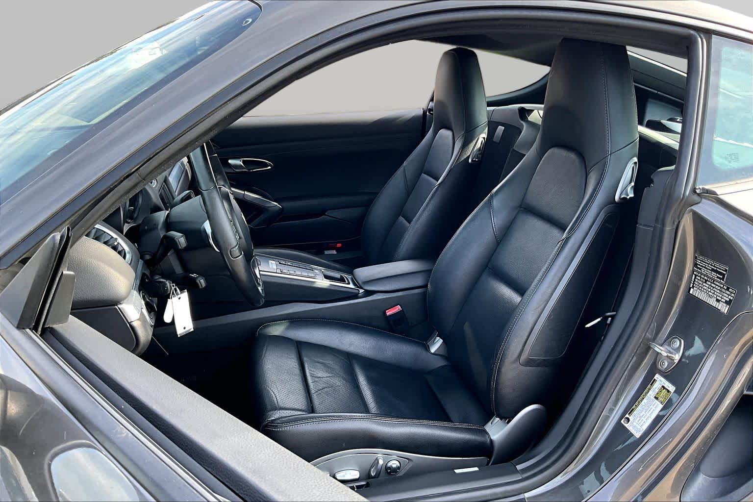 2014 Porsche Cayman photo 8 of 32