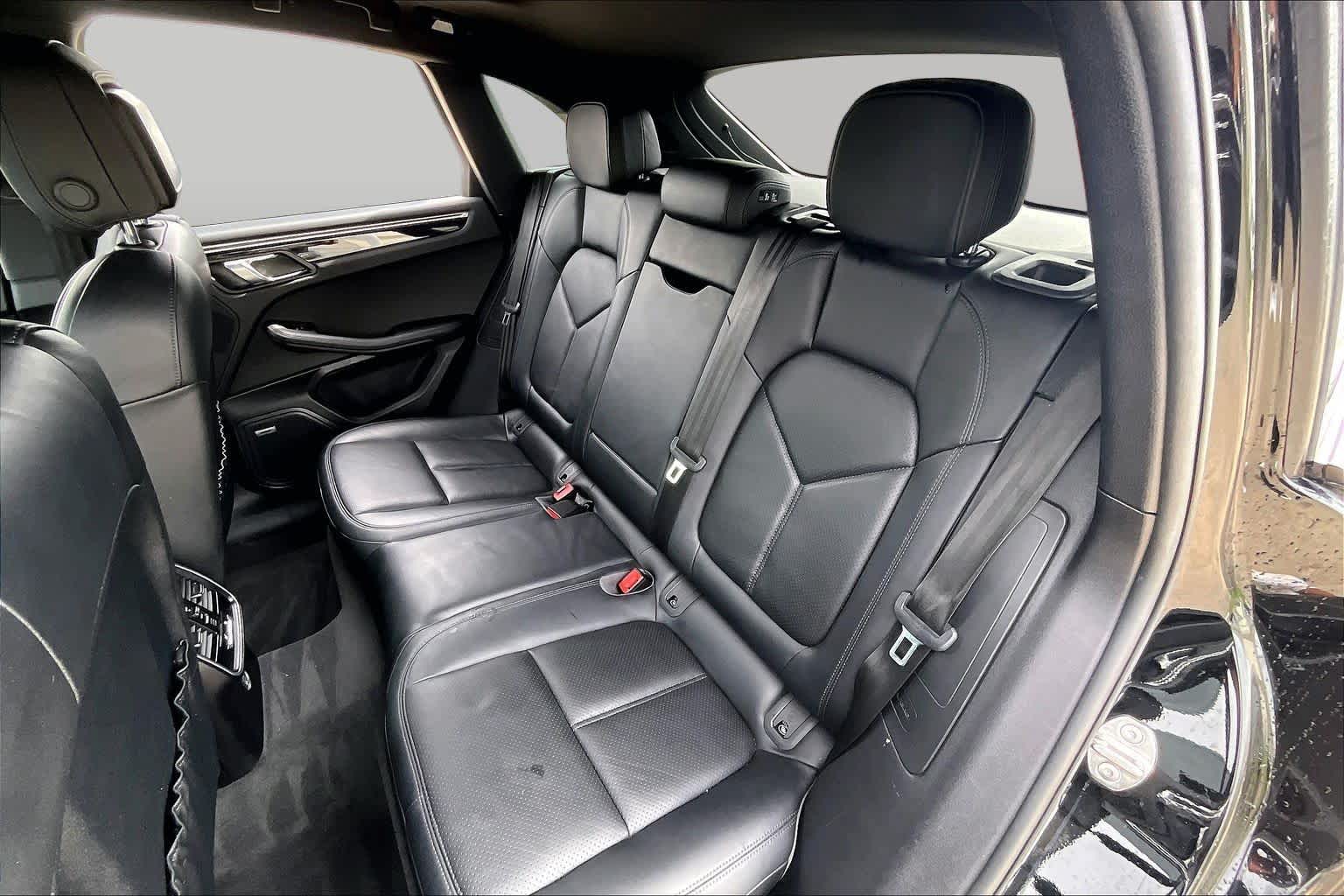 2018 Porsche Macan Sport Edition Black at AutoNation USA Houston