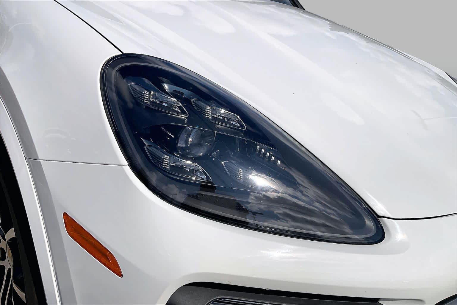 2019 Porsche Cayenne photo 25 of 34
