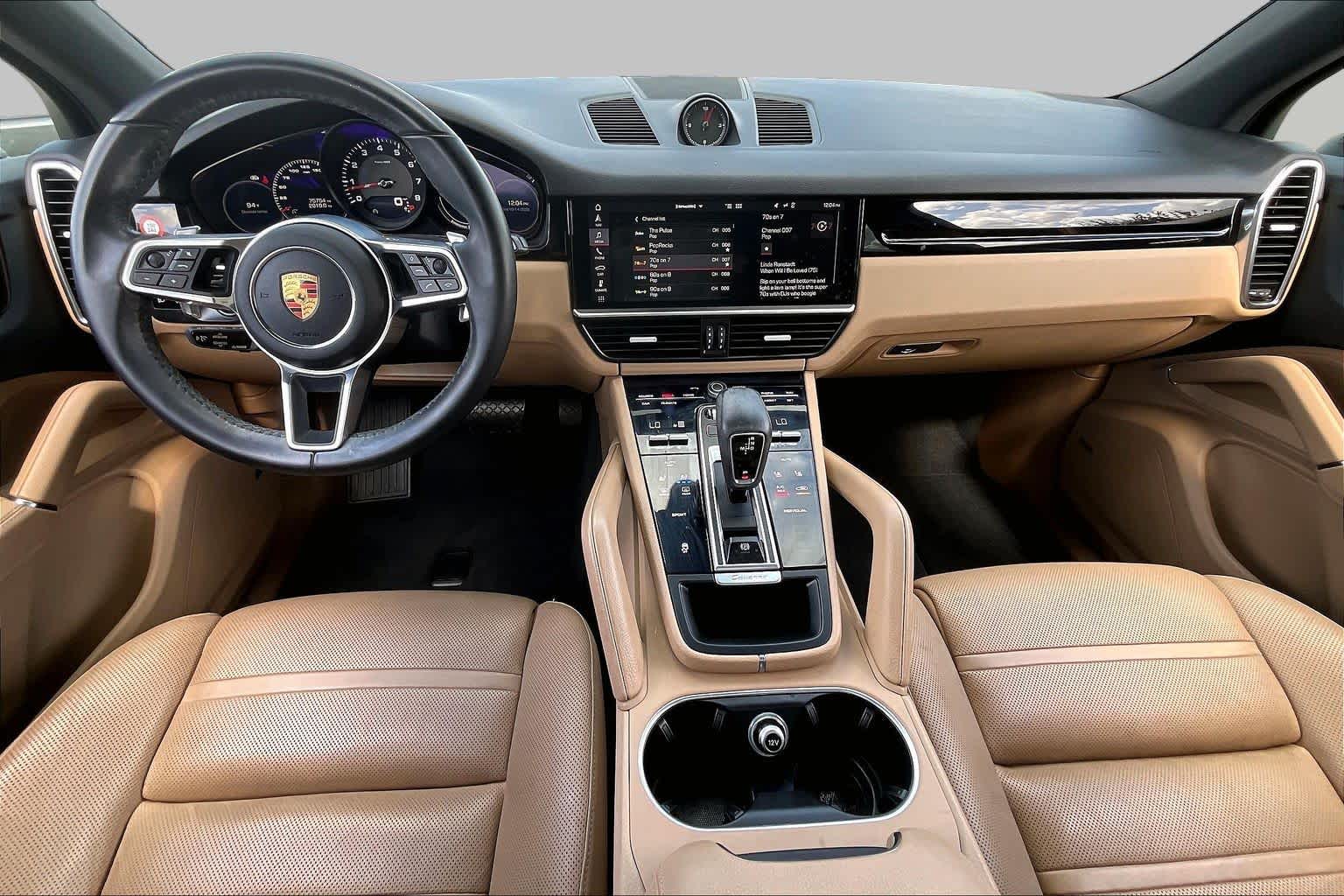 2019 Porsche Cayenne photo 13 of 34