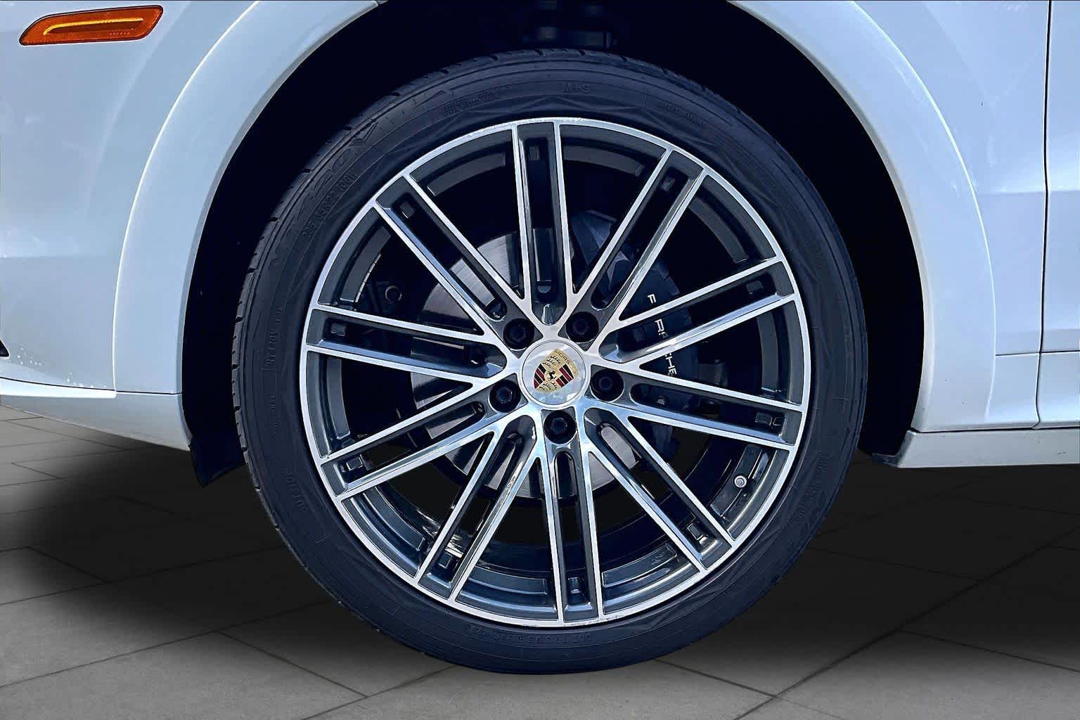 2019 Porsche Cayenne - 8