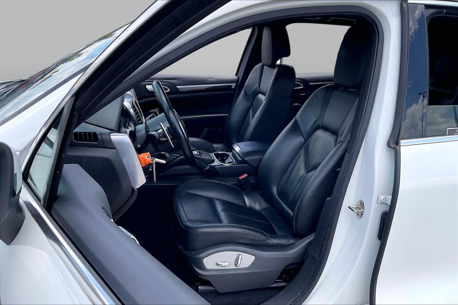 2013 Porsche Cayenne S White at Friendly Ford Crosby