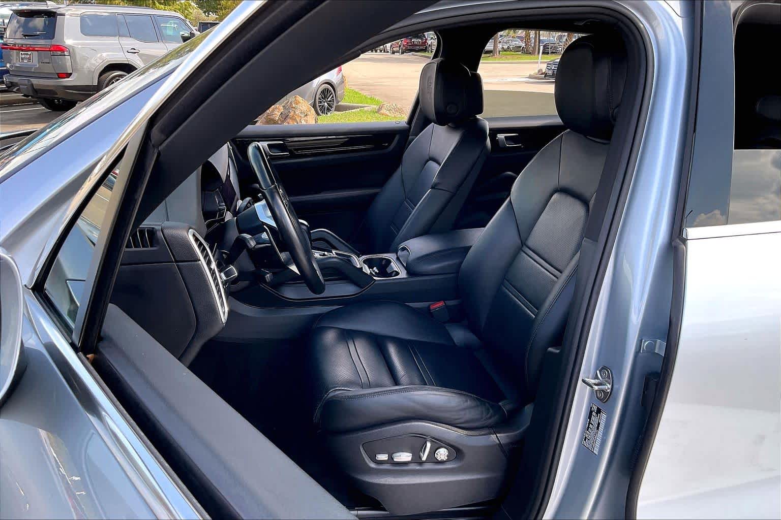 2019 Porsche Cayenne S Rhodium Silver Metallic at HGreg Houston