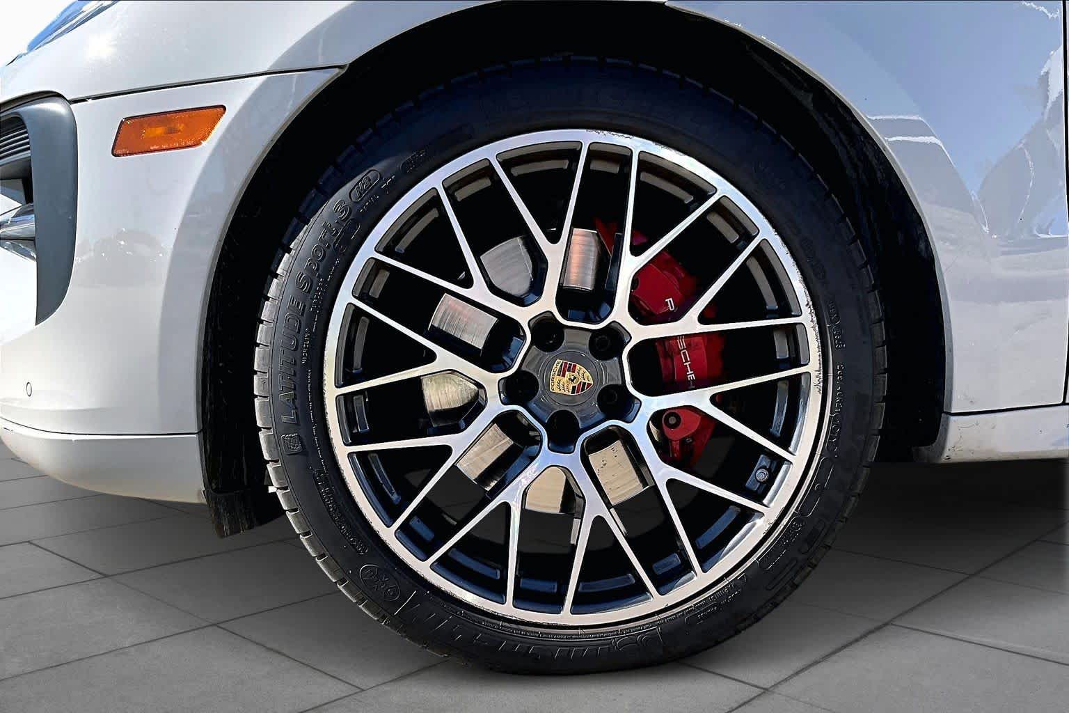 2021 Porsche Macan GTS Chalk at Sterling McCall Acura