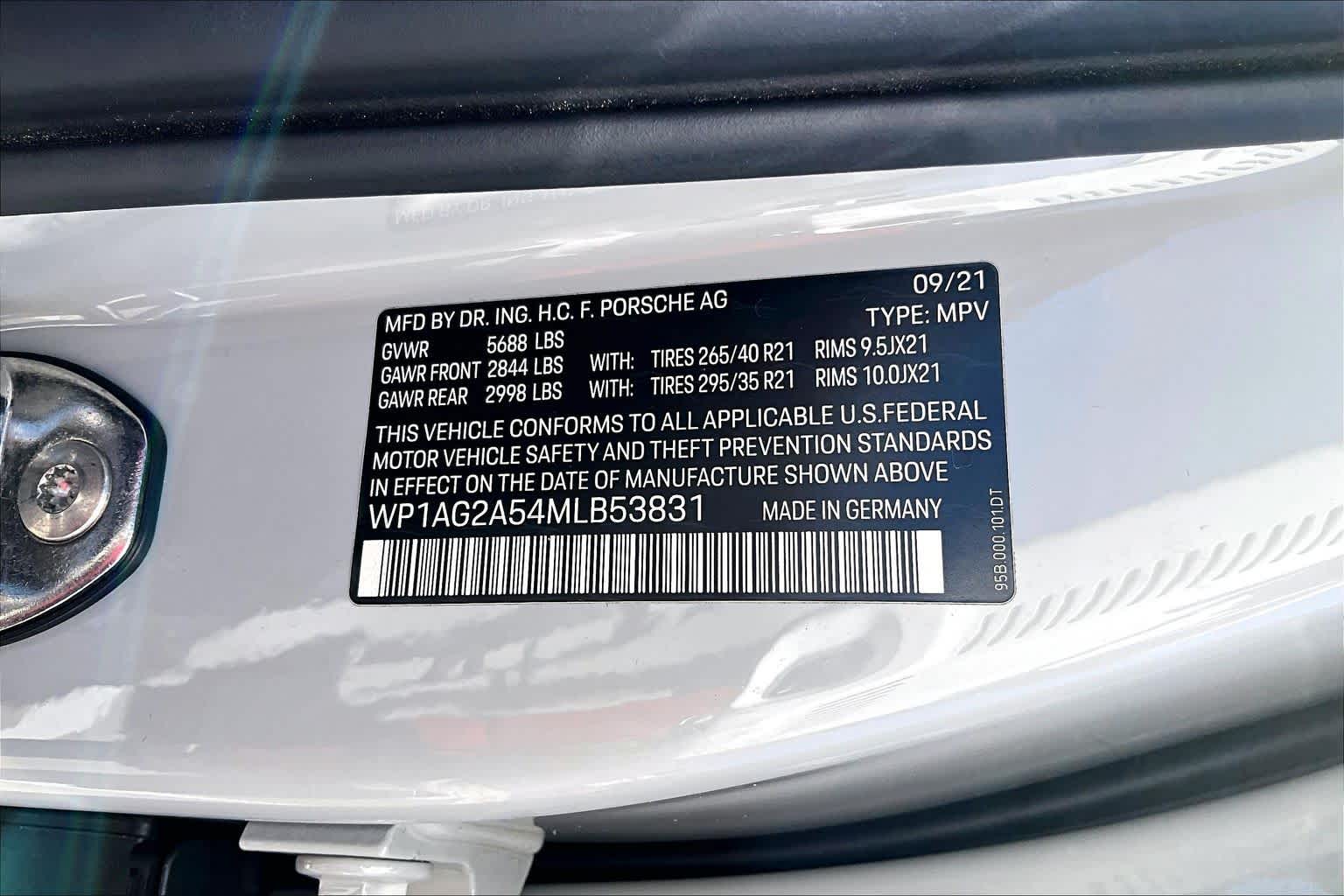 2021 Porsche Macan GTS Chalk at Sterling McCall Acura