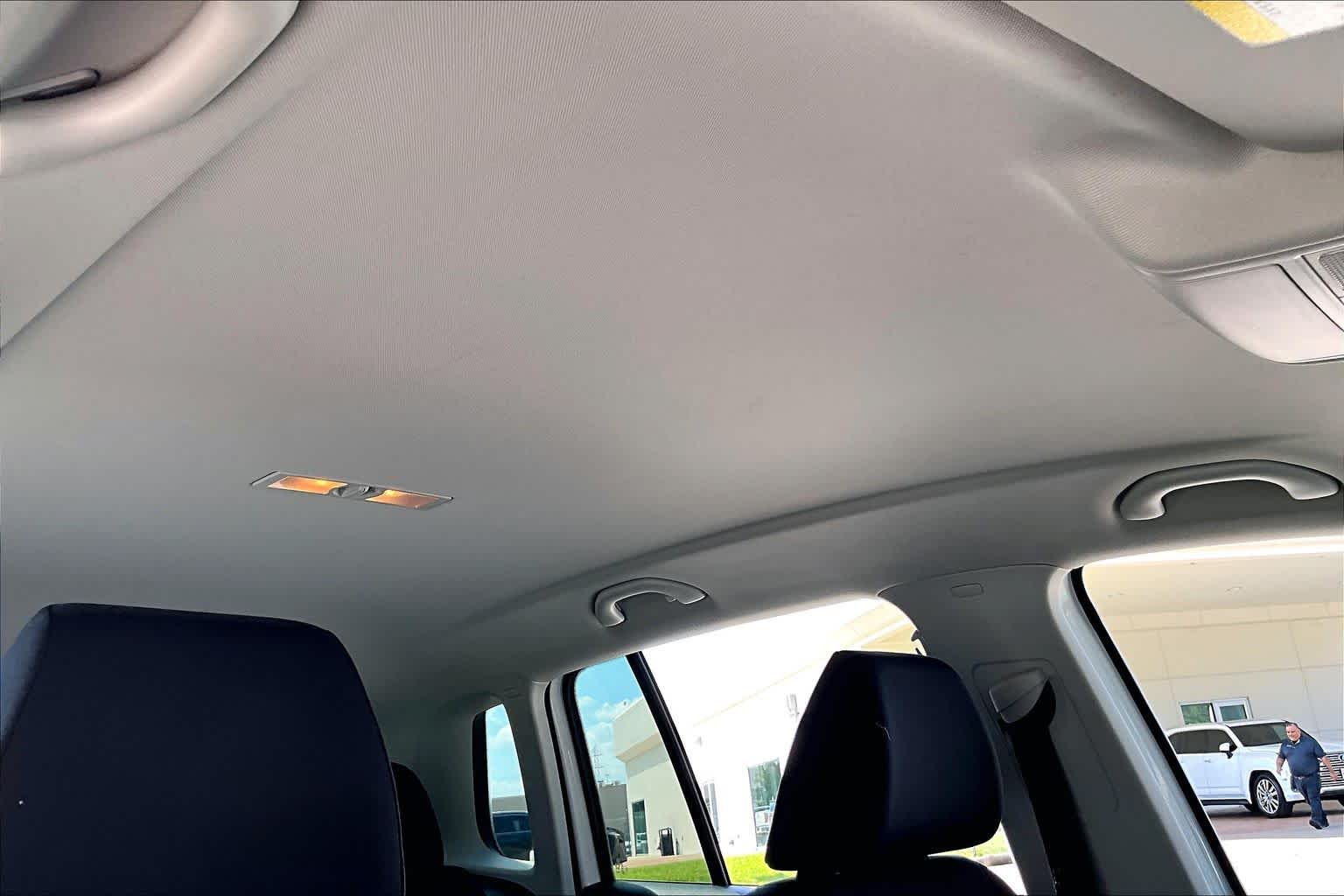 2018 Volkswagen Tiguan Limited photo 13 of 33