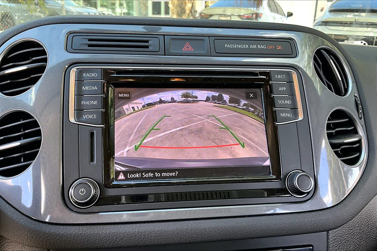 2018 Volkswagen Tiguan Limited photo 25 of 33