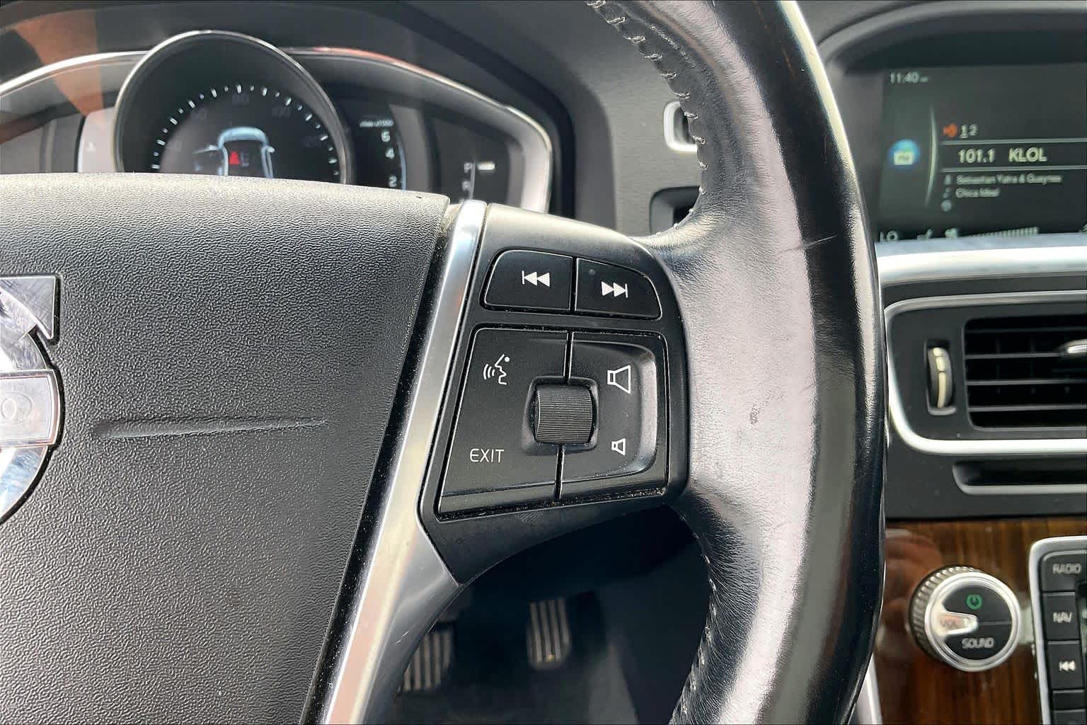 2015 Volvo S60 photo 23 of 33
