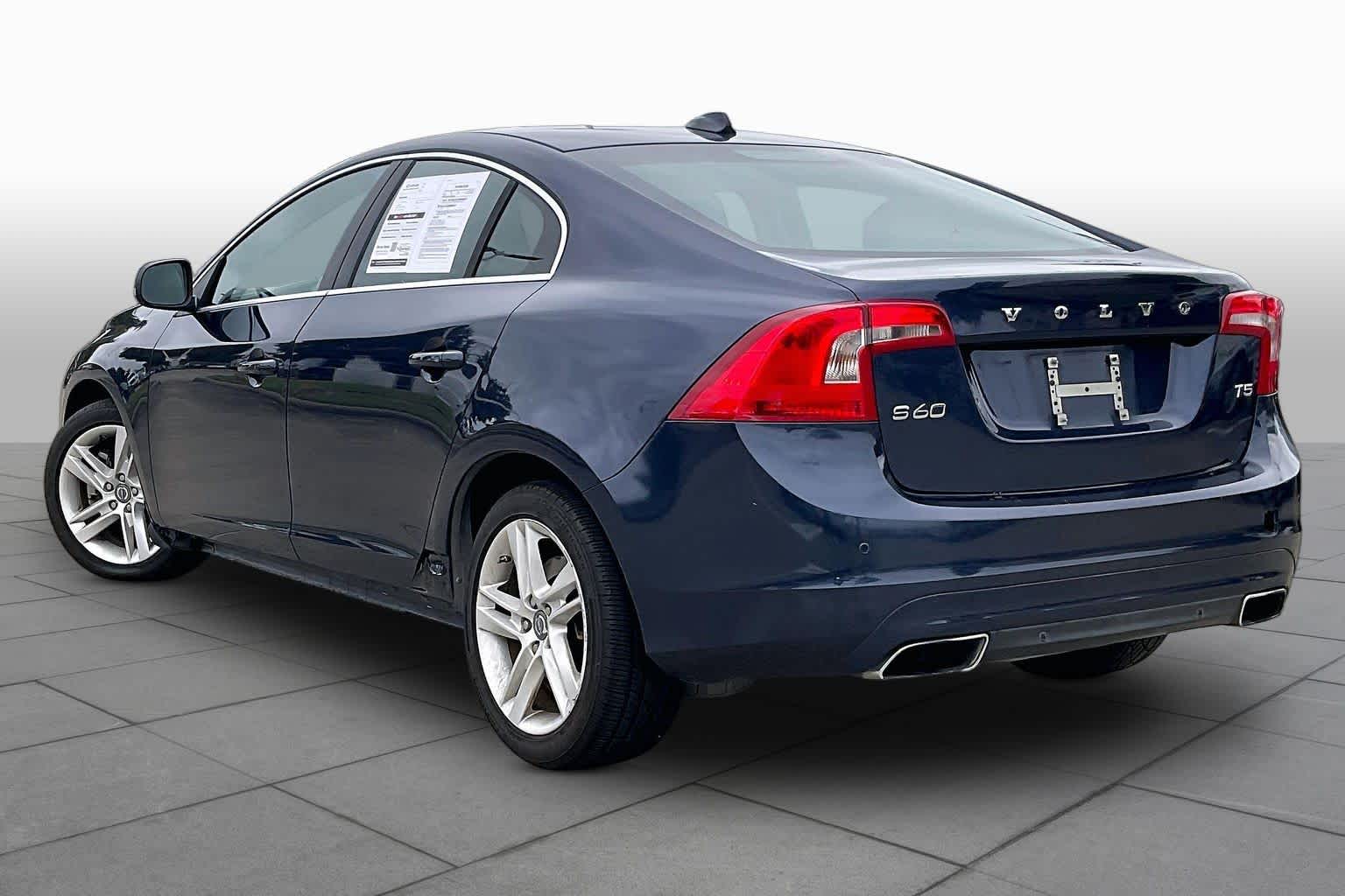 2015 Volvo S60 photo 11 of 33