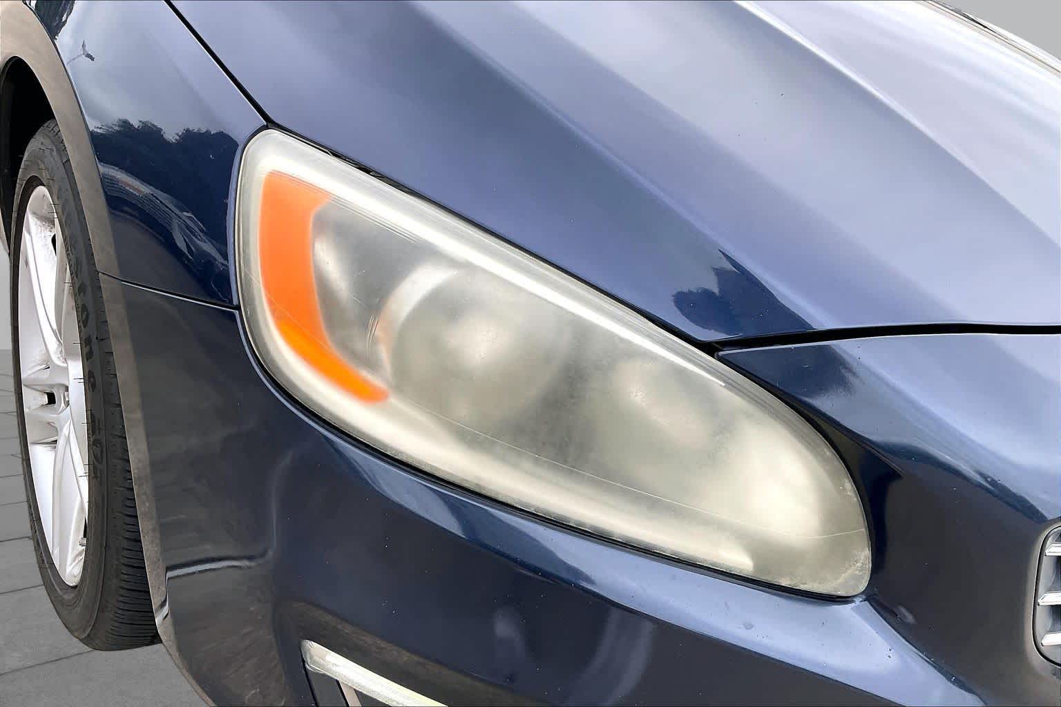 2015 Volvo S60 photo 25 of 33