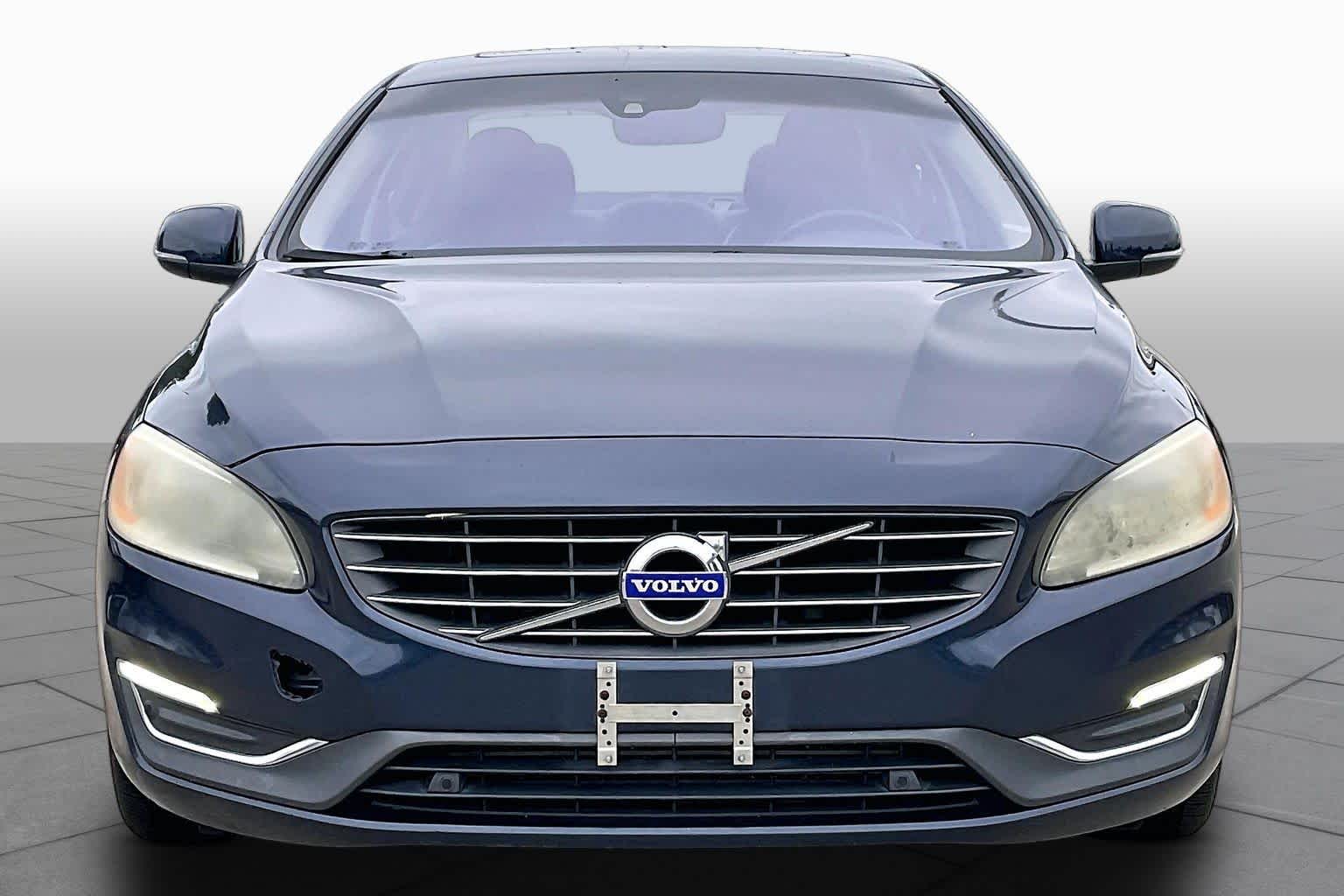 2015 Volvo S60 photo 4 of 33