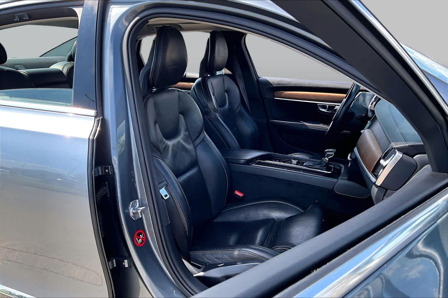 2017 Volvo S90 Inscription Osmium Grey Metallic at Beck & Masten Kia