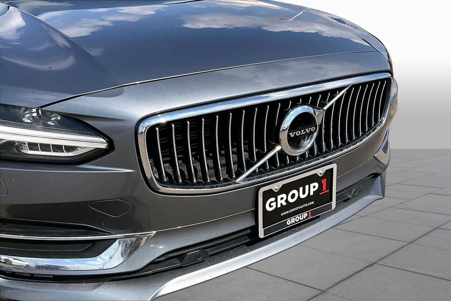 2017 Volvo S90 Inscription Osmium Grey Metallic at Beck & Masten Kia