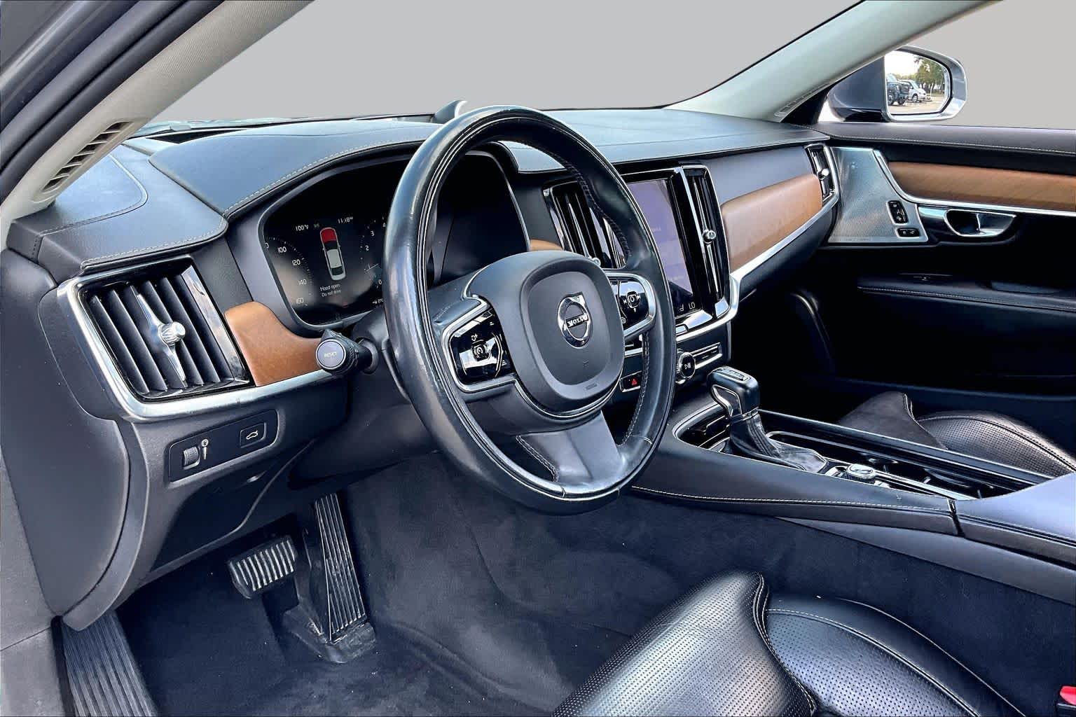 2017 Volvo S90 Inscription Osmium Grey Metallic at Beck & Masten Kia