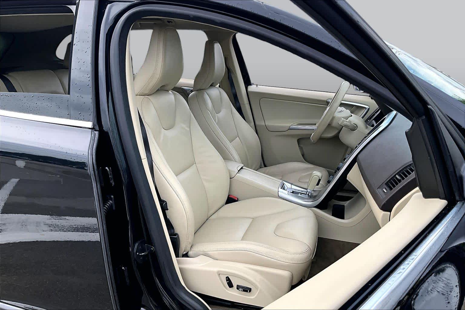 2012 Volvo XC60 3.2L Platinum Black Stone at Westside Kia