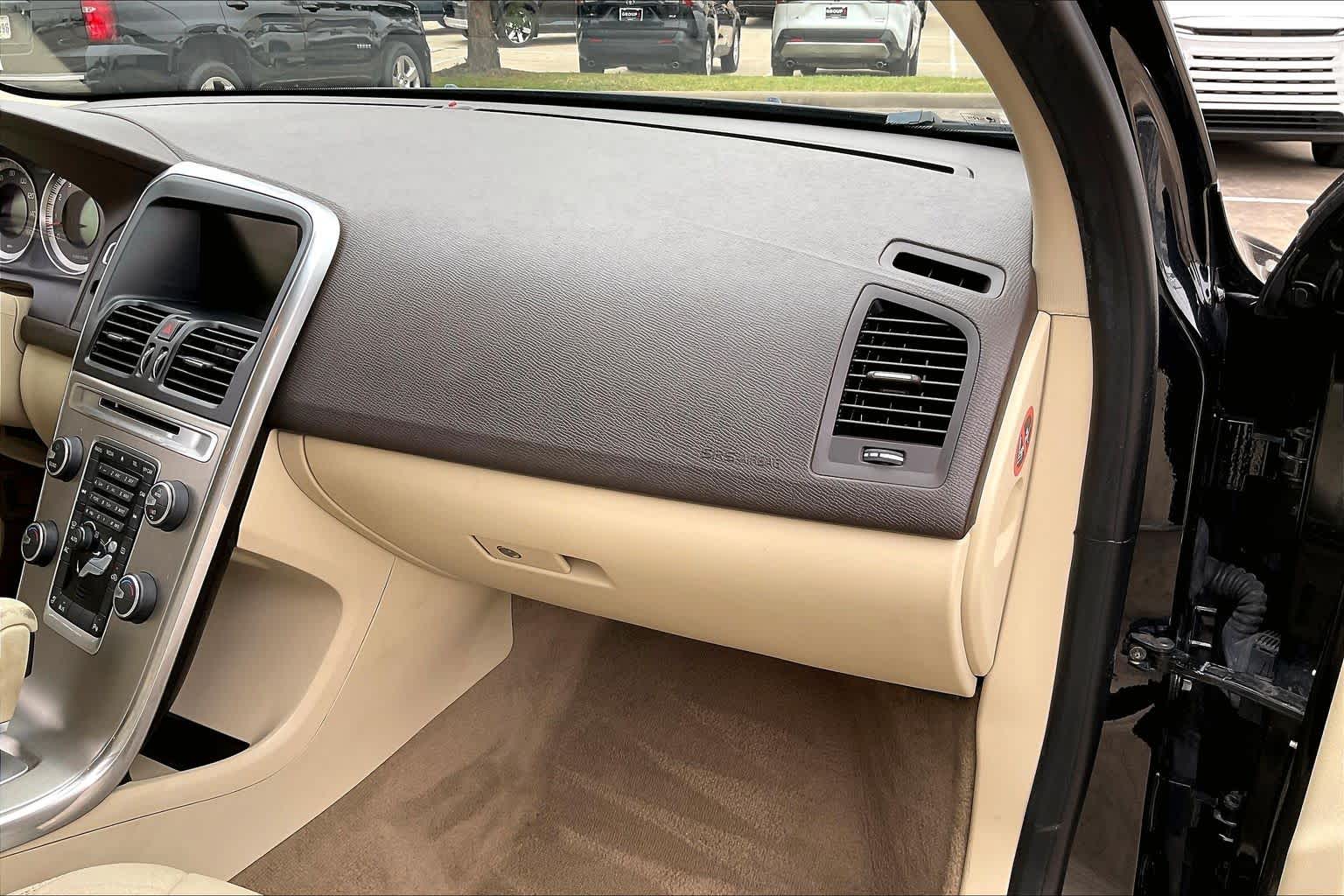 2012 Volvo XC60 3.2L Premier Black Sapphire Metallic at AutoNation USA Houston