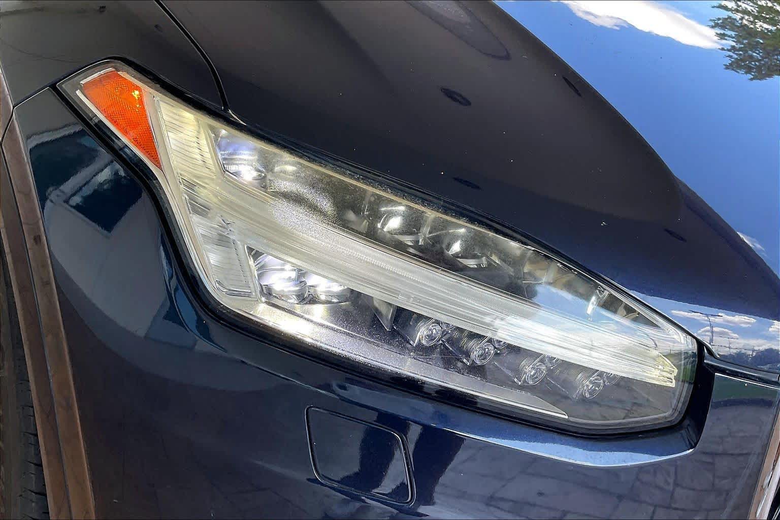 2016 Volvo XC90 T6 Momentum Magic Blue Metallic at Mercedes-Benz of Houston North
