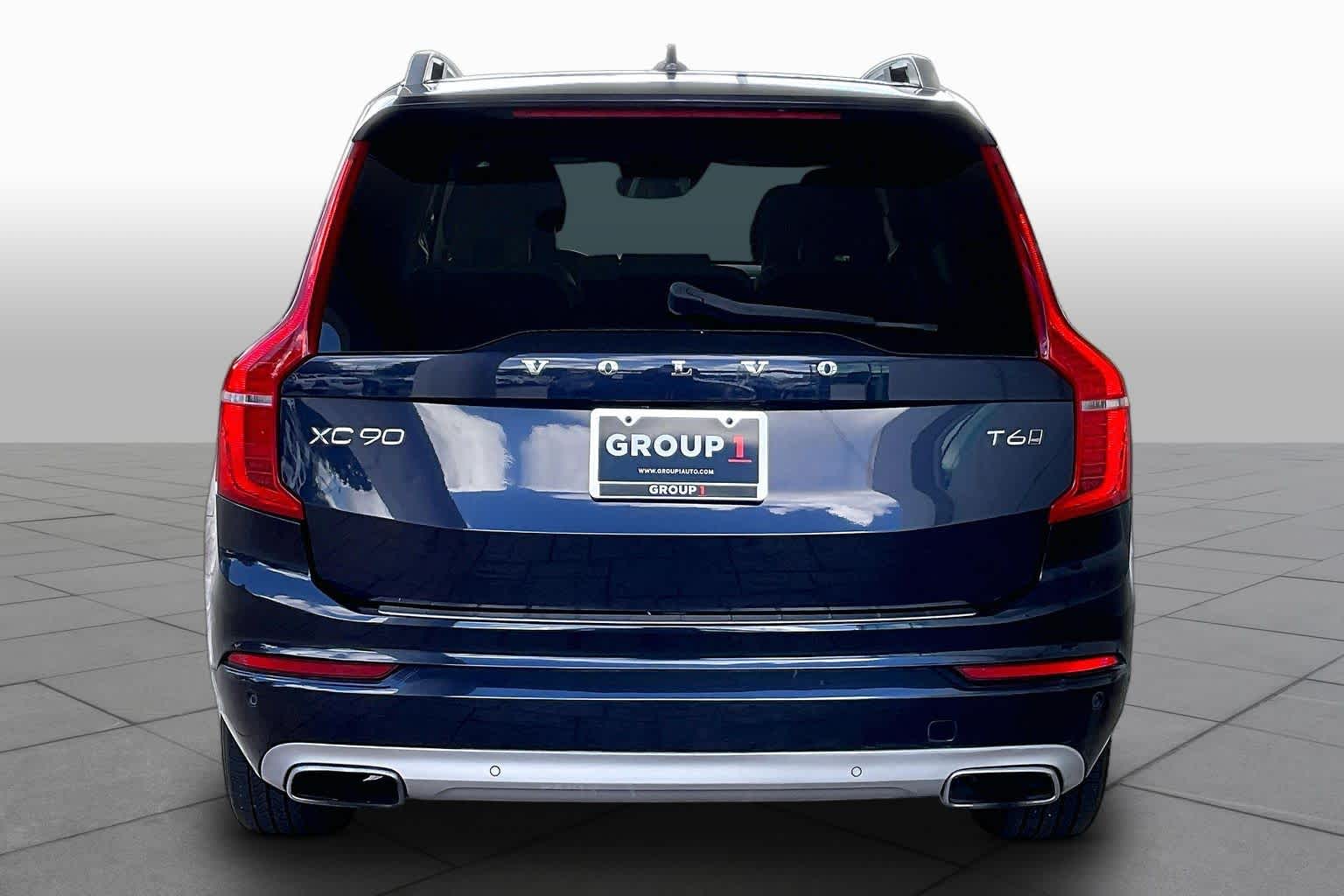 2016 Volvo XC90 T6 Momentum Magic Blue Metallic at Mercedes-Benz of Houston North