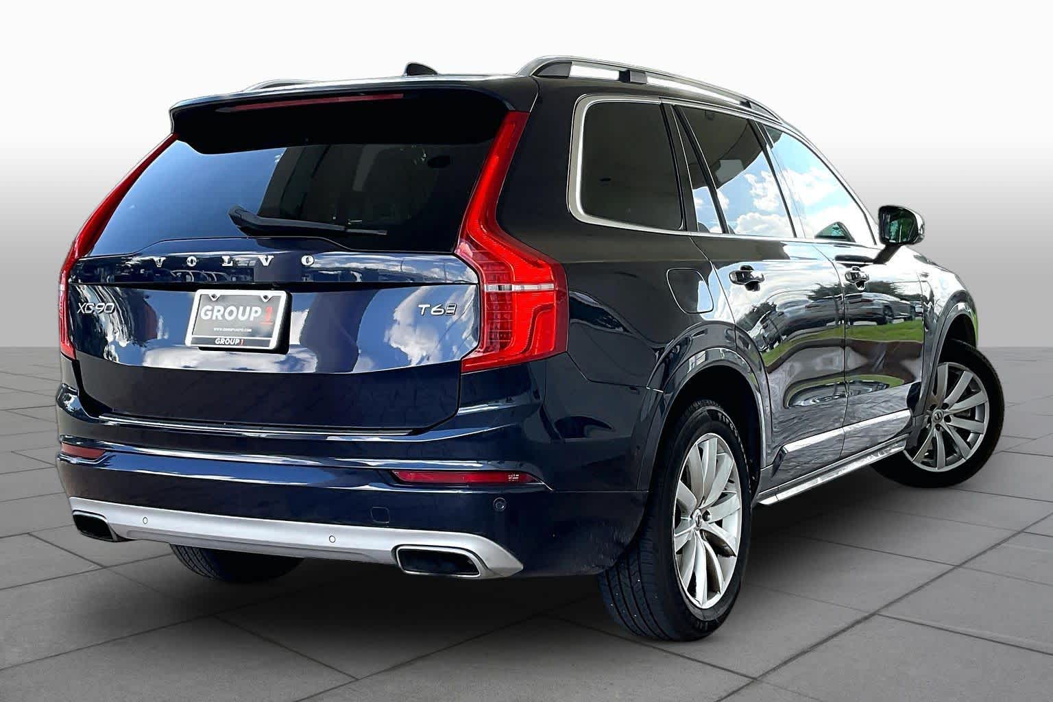 2016 Volvo XC90 T6 Momentum Magic Blue Metallic at Mercedes-Benz of Houston North