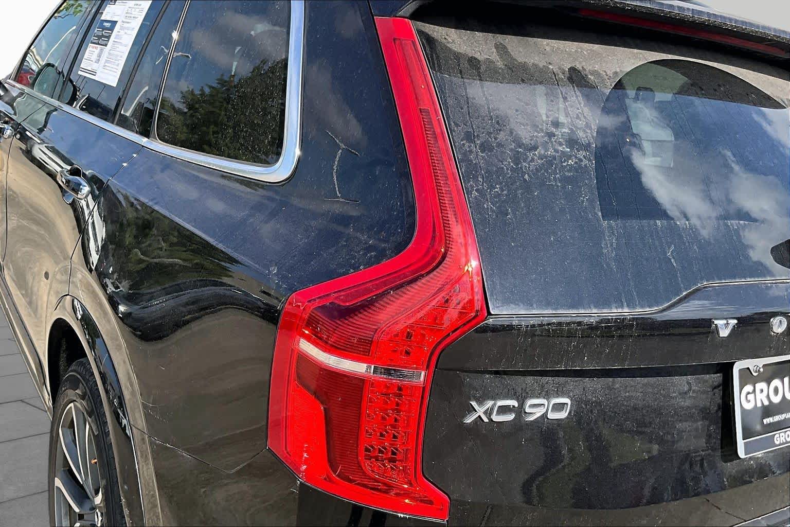 2019 Volvo XC90 photo 27 of 35