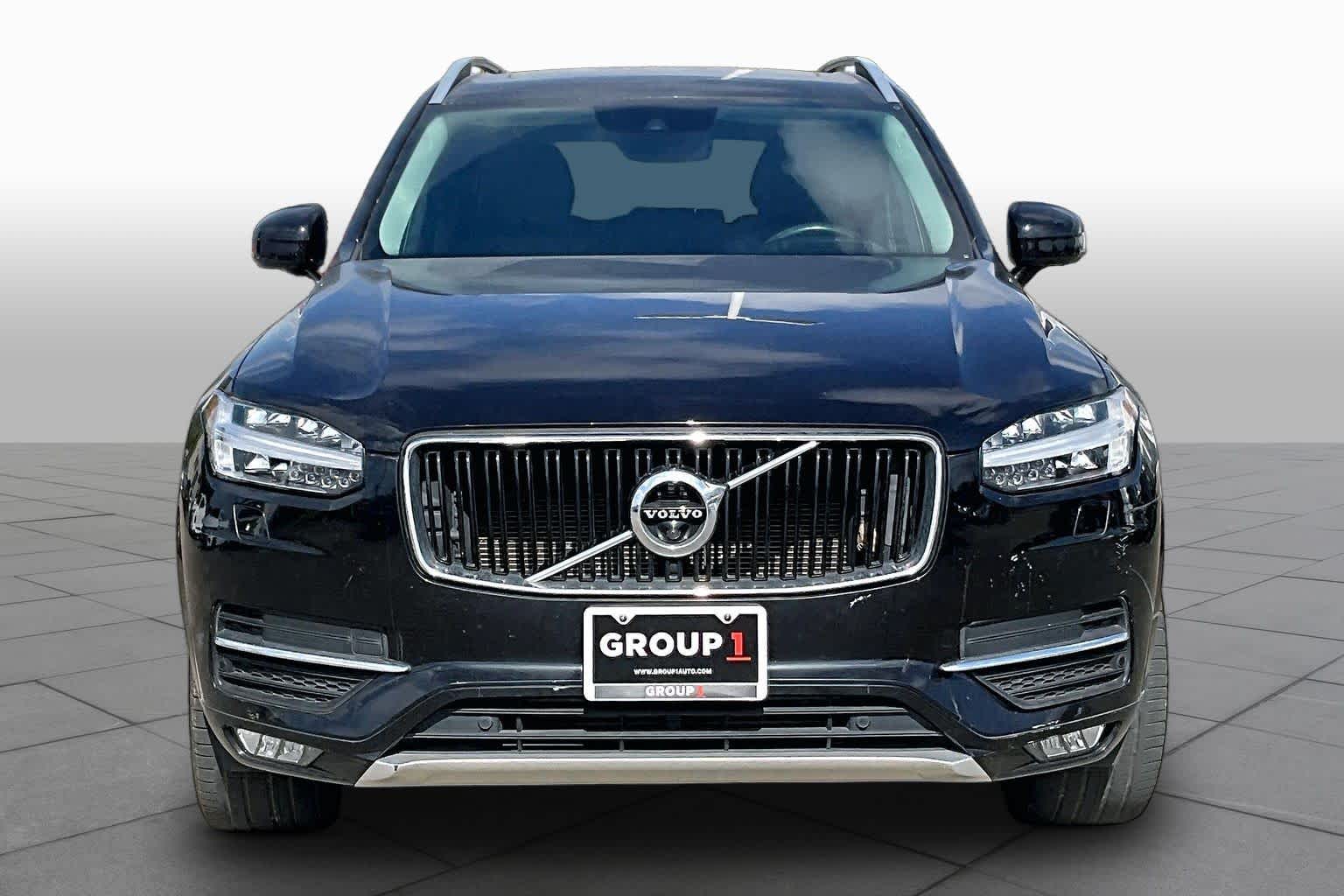 2019 Volvo XC90 photo 4 of 35
