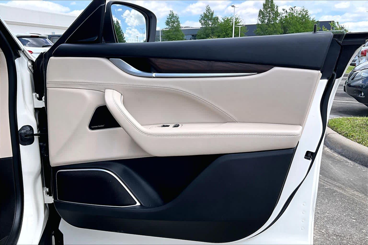 2017 Maserati Levante S Bianco at AutoNation USA Houston