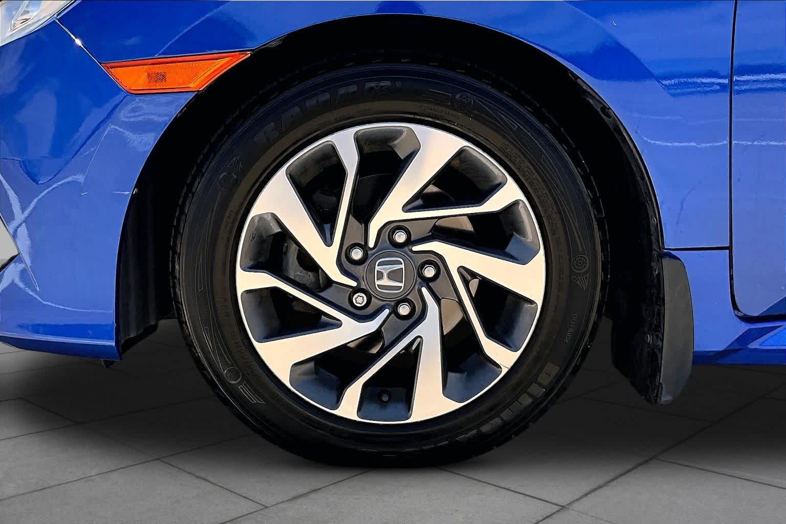 2018 Honda Civic Sedan EX Lunar Silver Metallic at AutoNation USA Houston