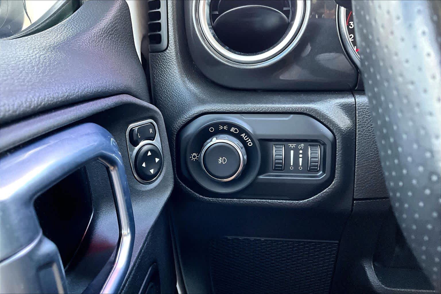 2022 Jeep Wrangler Unlimited Rubicon 392 Bright White Clearcoat at Lexus Southwest Houston