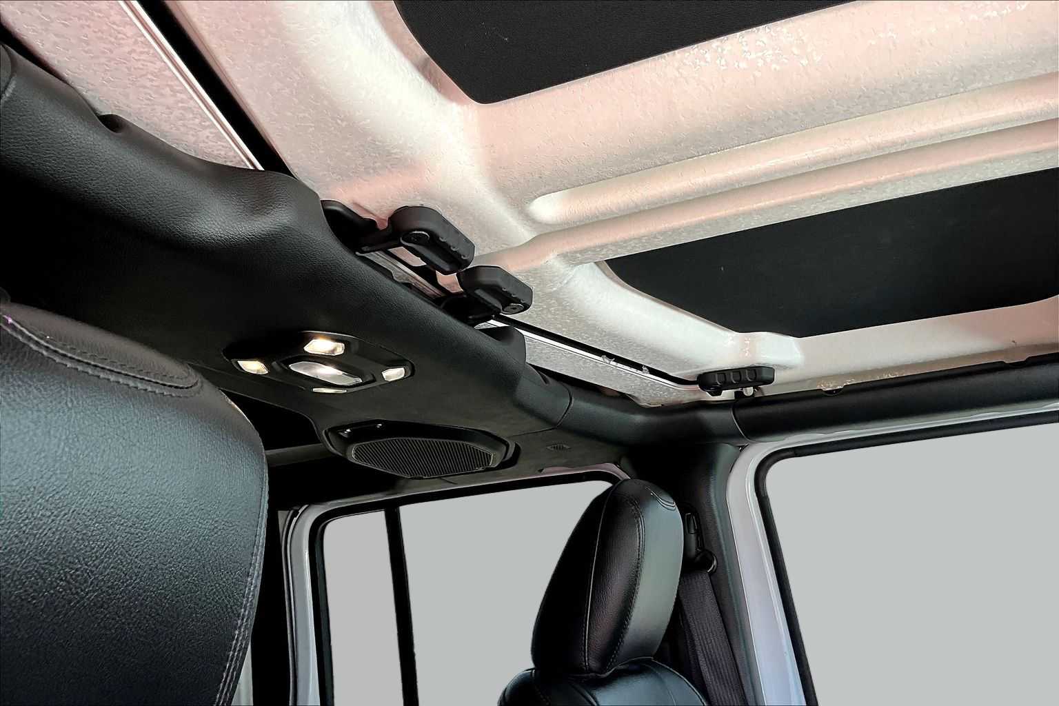 2022 Jeep Wrangler Unlimited Rubicon 392 Bright White Clearcoat at Lexus Southwest Houston