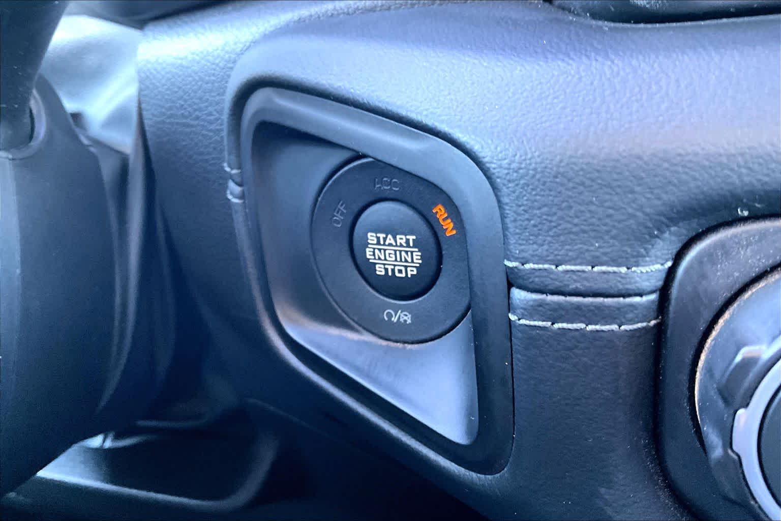 2026 Jeep Wrangler photo 34 of 36