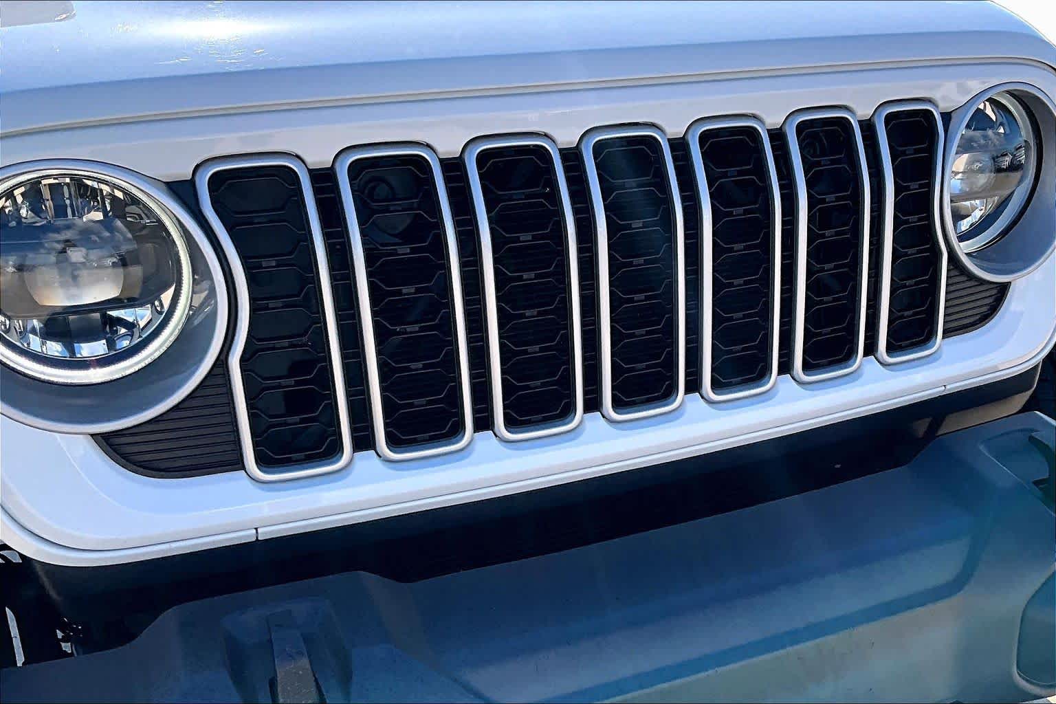 2026 Jeep Wrangler photo 29 of 36