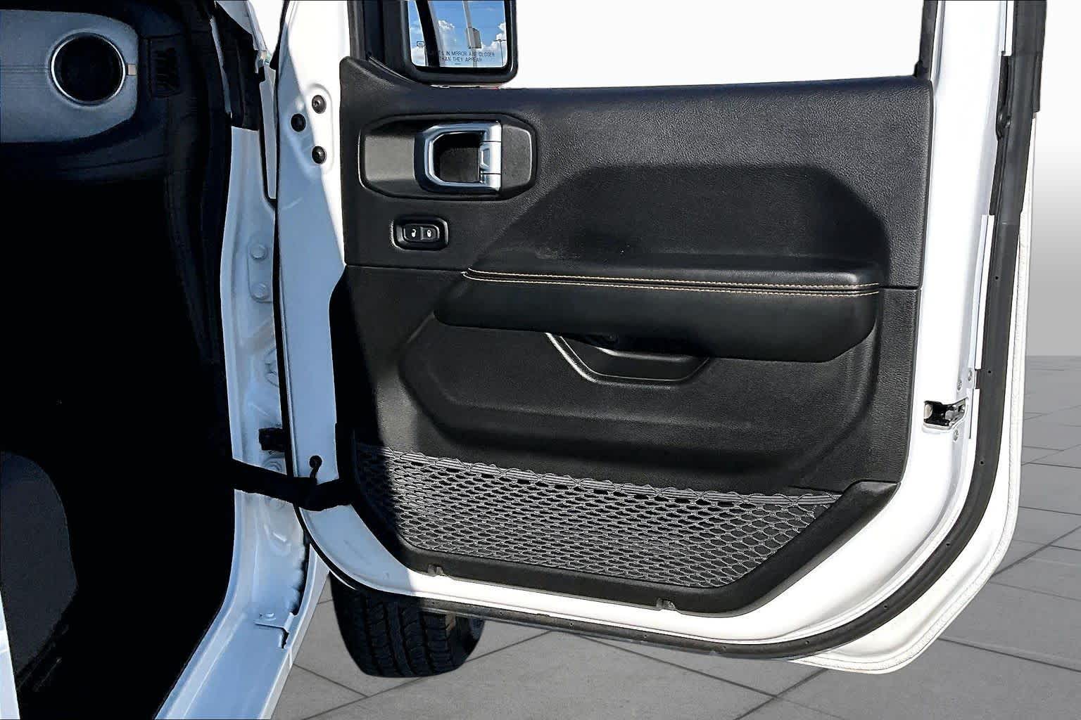 2026 Jeep Wrangler photo 23 of 36