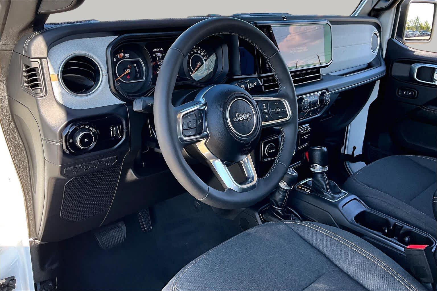 2026 Jeep Wrangler photo 18 of 36