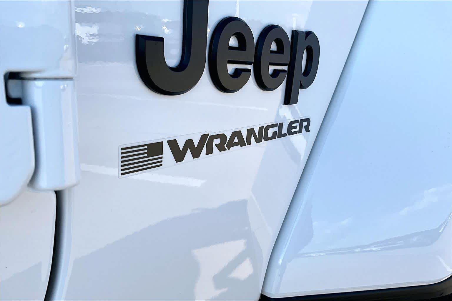 2026 Jeep Wrangler photo 10 of 36