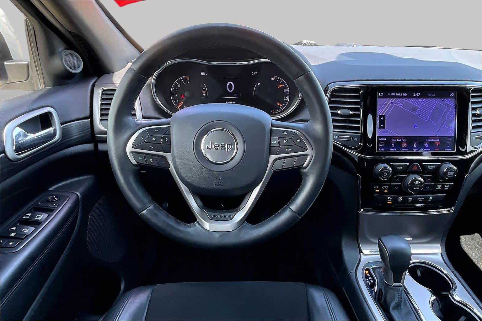 2019 Jeep Grand Cherokee Altitude Bright White Clearcoat at Friendly Ford Crosby