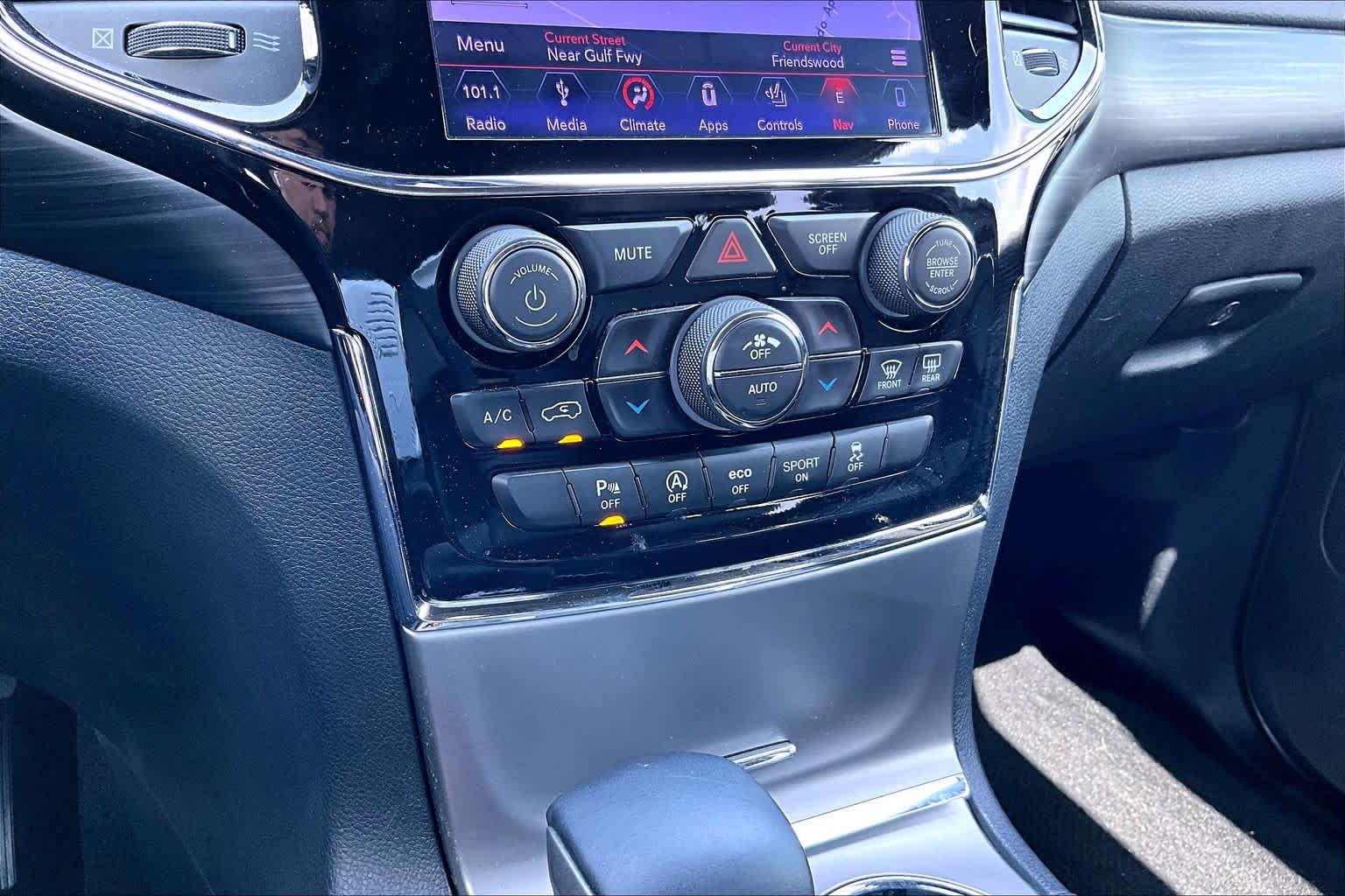 2019 Jeep Grand Cherokee Altitude Bright White Clearcoat at Friendly Ford Crosby
