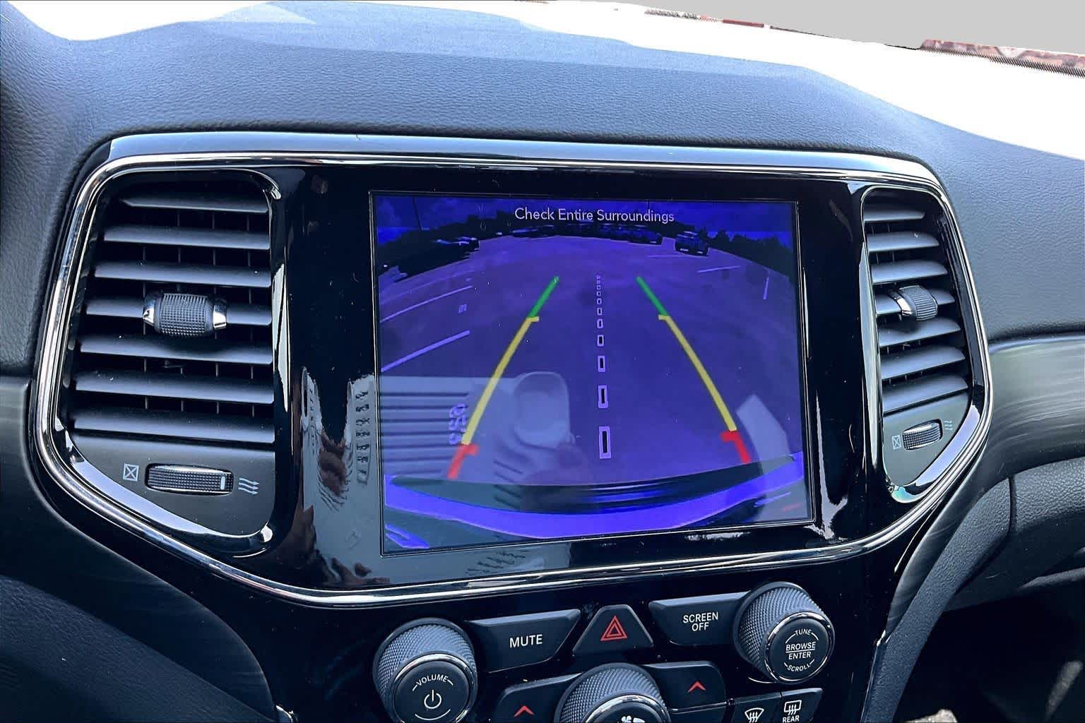 2019 Jeep Grand Cherokee Altitude Bright White Clearcoat at Friendly Ford Crosby