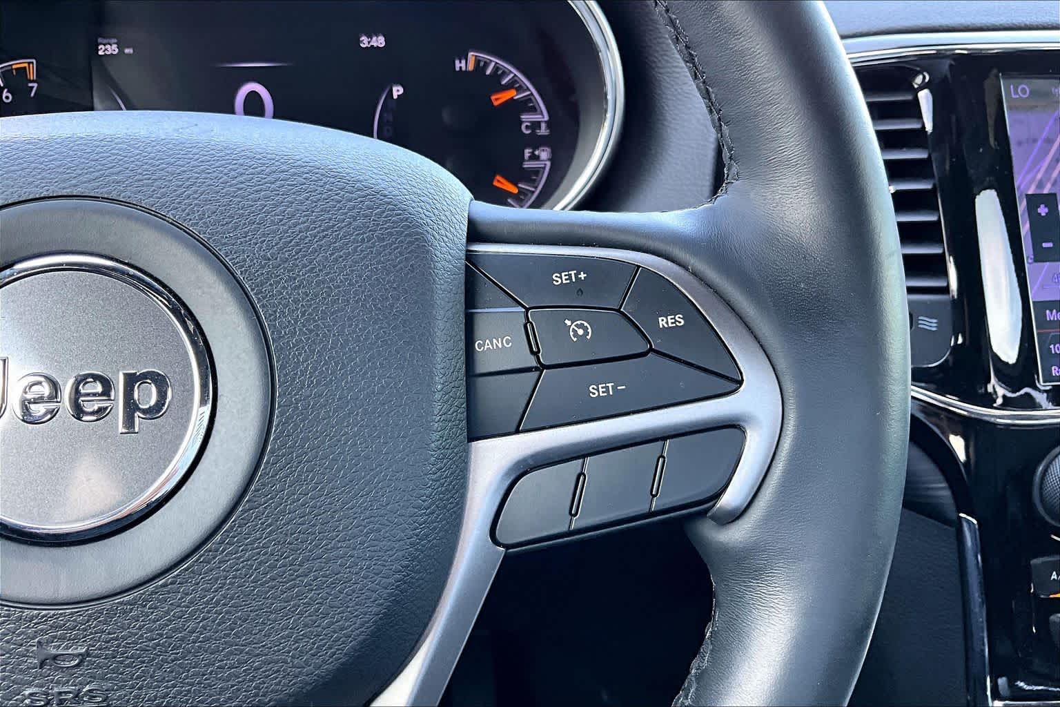 2019 Jeep Grand Cherokee Altitude Bright White Clearcoat at Friendly Ford Crosby