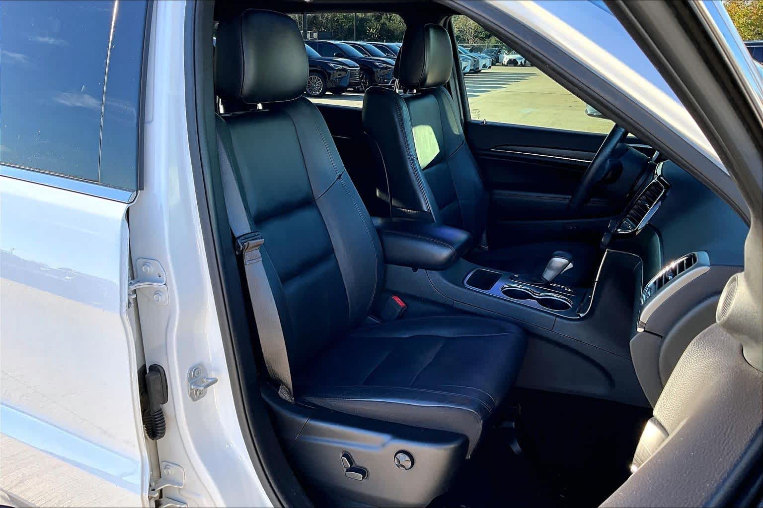 2020 Jeep Grand Cherokee Limited Bright White Clearcoat at Lone Star Chevrolet