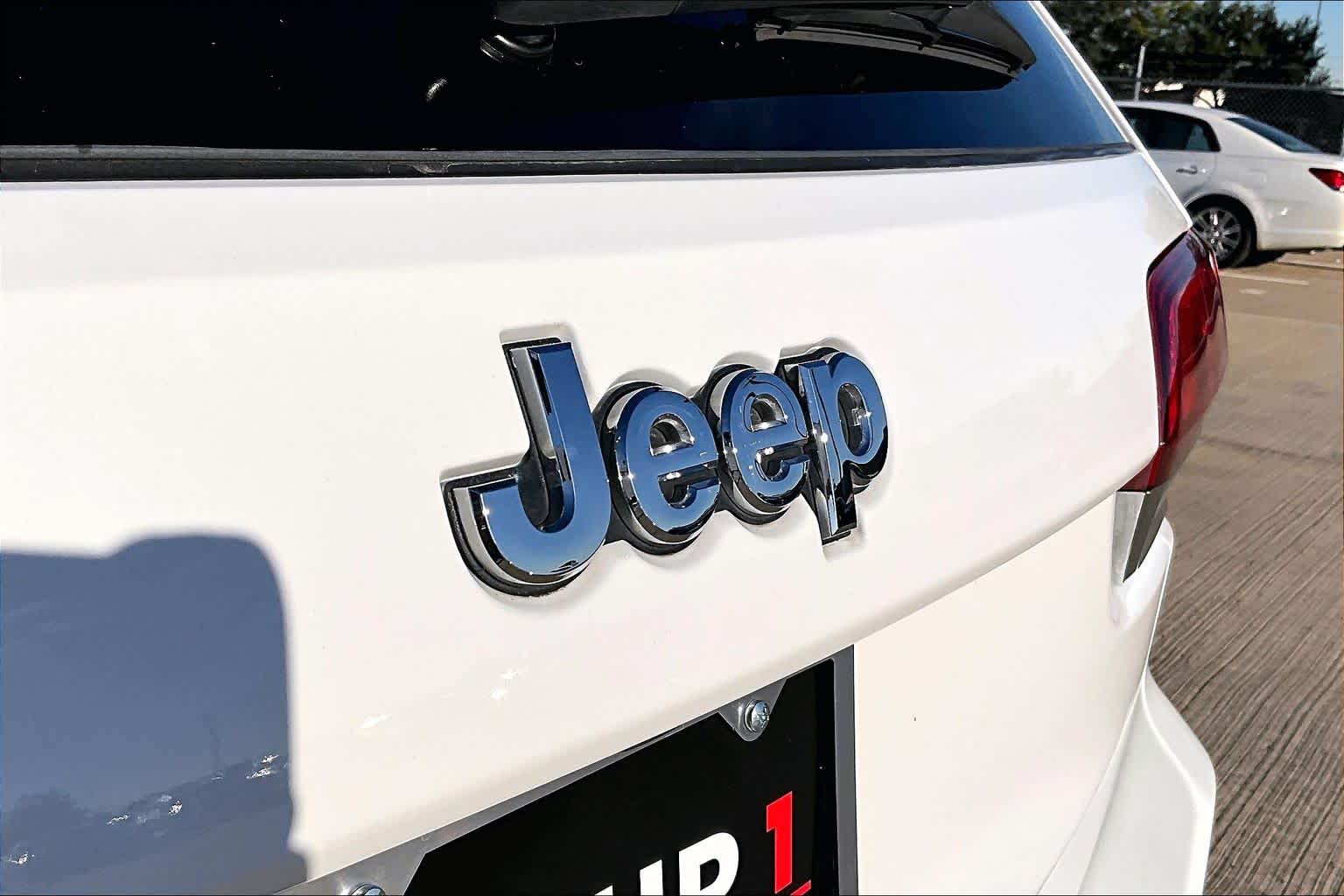 2020 Jeep Grand Cherokee Limited Bright White Clearcoat at Lone Star Chevrolet