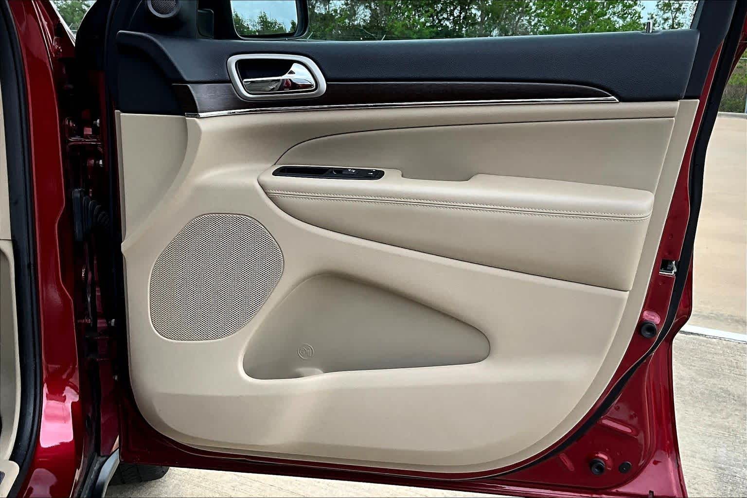 2015 Jeep Grand Cherokee Limited Deep Cherry Red Crystal Pearlcoat at Beck & Masten Kia