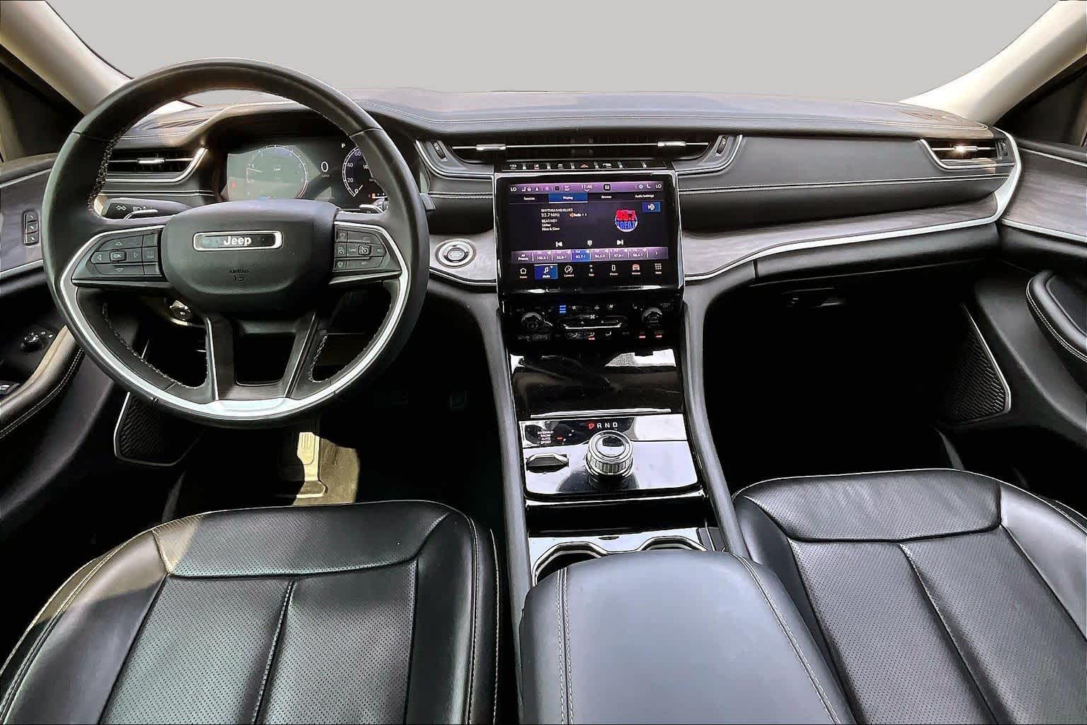 2023 Jeep Grand Cherokee L Limited Baltic Gray Metallic Clearcoat at Mac Haik CDJR North Houston