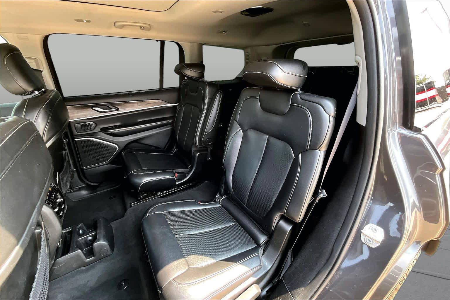 2023 Jeep Grand Cherokee L Limited Baltic Gray Metallic Clearcoat at Mac Haik CDJR North Houston